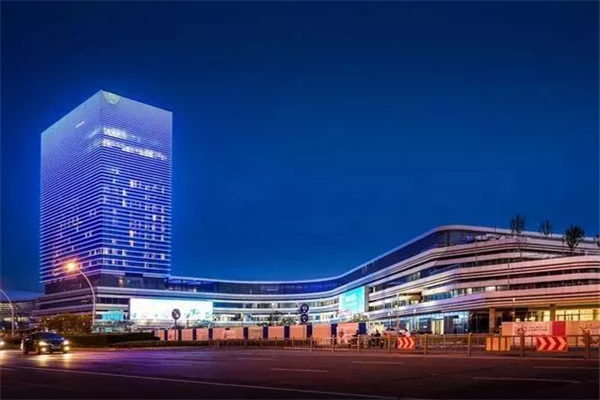 苏州奥体中心商业广场图片
