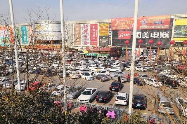 济南大型商场购物中心图片